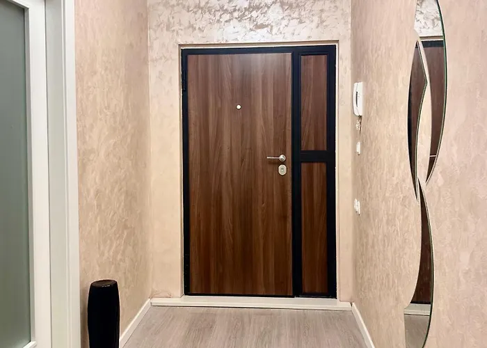 Apartment & - 5 Min Walk Split